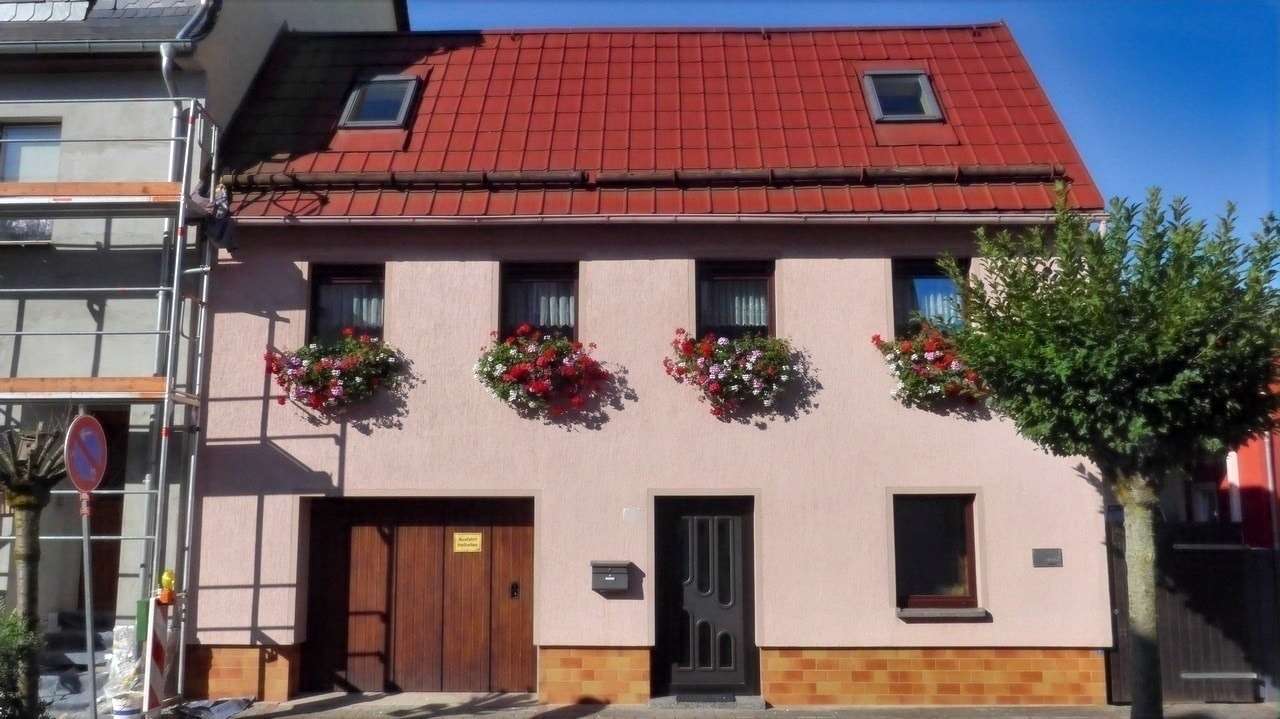 Ansicht Straßenseite - Reihenendhaus in 09350 Lichtenstein mit 162m² kaufen