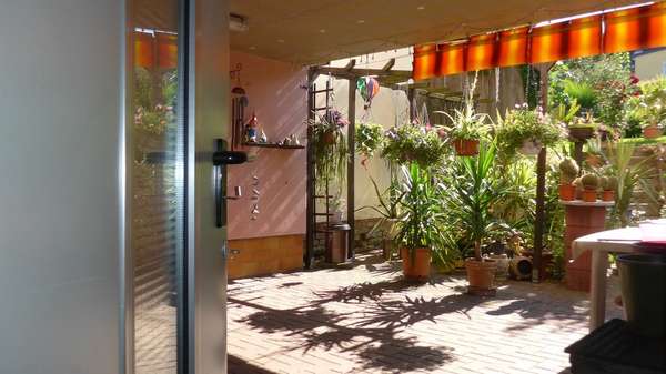 Freisitz mit Zugang zum Garten - Reihenendhaus in 09350 Lichtenstein mit 162m² kaufen