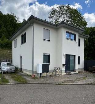 Hausansicht - Stadthaus in 09125 Chemnitz mit 146m² kaufen