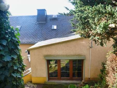 Hausrückseite - Reihenendhaus in 09350 Lichtenstein mit 90m² kaufen