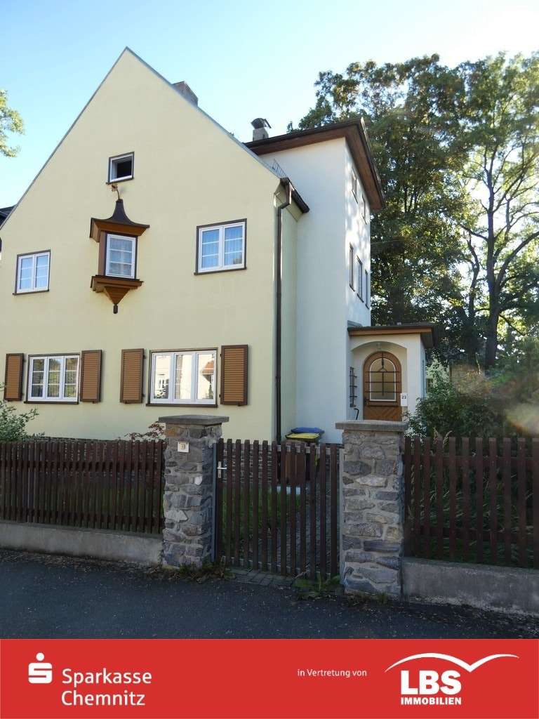 Hausansicht - Doppelhaushälfte in 09116 Chemnitz mit 150m² kaufen