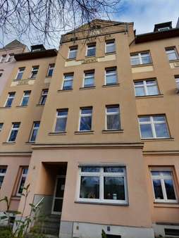 Hausansicht - Dachgeschosswohnung in 09113 Chemnitz mit 103m² kaufen