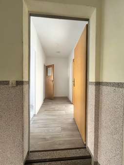 Eingangsbereich / Flur - Erdgeschosswohnung in 09212 Limbach-Oberfrohna mit 46m² kaufen