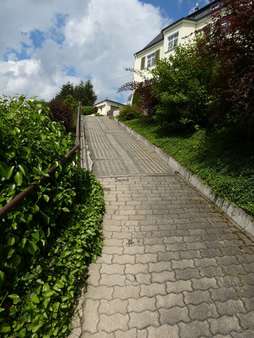 Zuwegung - Zweifamilienhaus in 09423 Gelenau mit 190m² kaufen