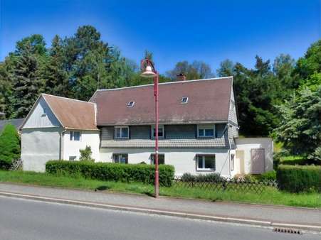 Hausansicht - Einfamilienhaus in 09337 Bernsdorf mit 141m² kaufen