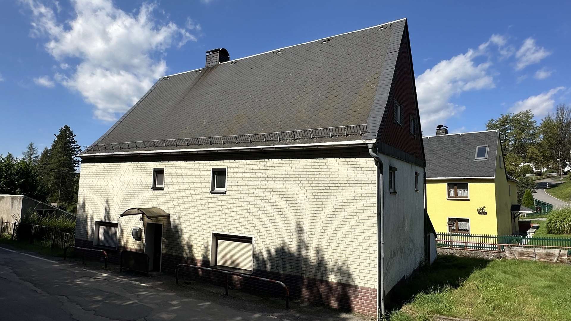 Straßenansicht - Einfamilienhaus in 09514 Lengefeld mit 133m² kaufen