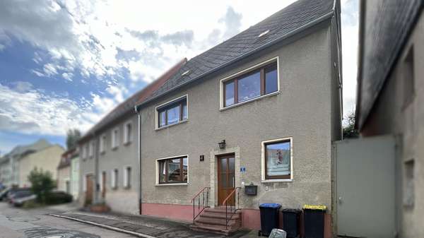 Straßenansicht - Reihenendhaus in 09669 Frankenberg mit 120m² kaufen