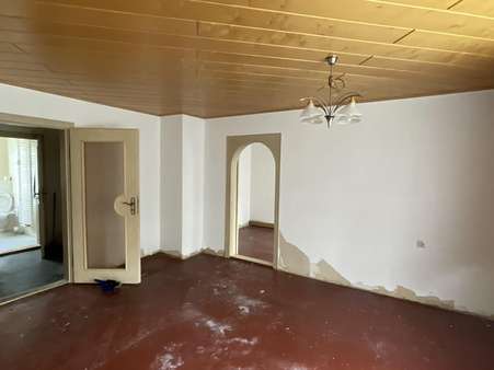 Wohnzimmer - Etagenwohnung in 09633 Halsbrücke mit 63m² kaufen