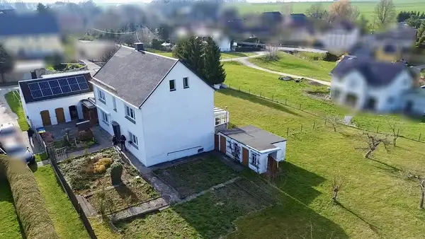 Einfamilienhaus mit tollem Garten 