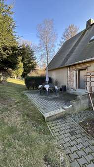 Sitzecke hinter dem Haus - Einfamilienhaus in 09569 Oederan mit 170m² kaufen