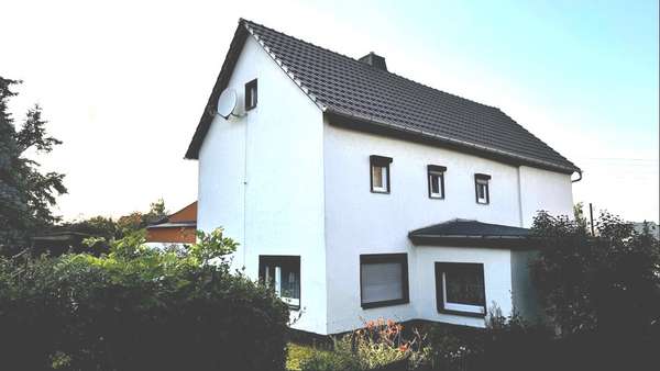 Außenansicht Außenansicht - Einfamilienhaus in 09306 Wechselburg mit 100m² kaufen