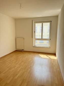 Schlafzimmer - Etagenwohnung in 09599 Freiberg mit 49m² kaufen