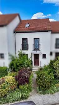 Straßenansicht Straßenansicht - Reihenmittelhaus in 09648 Altmittweida mit 110m² kaufen