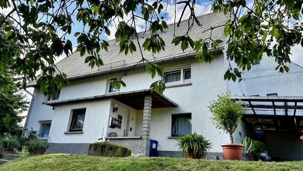 Außenansicht Außenansicht - Landhaus in 09306 Königshain-Wiederau mit 135m² kaufen