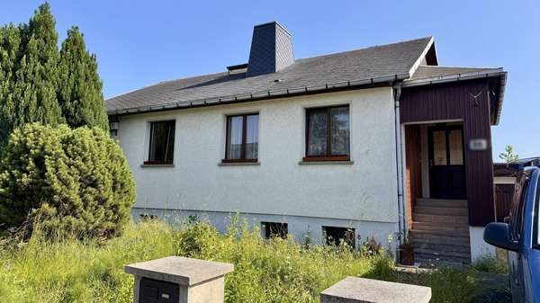 Straßenansicht Straßenansicht - Einfamilienhaus in 09661 Hainichen mit 110m² kaufen
