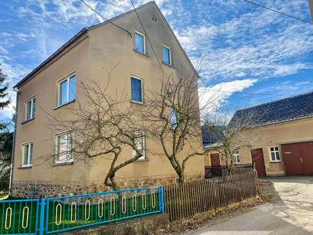 Außenansicht - Zweifamilienhaus in 09306 Königshain-Wiederau mit 144m² kaufen