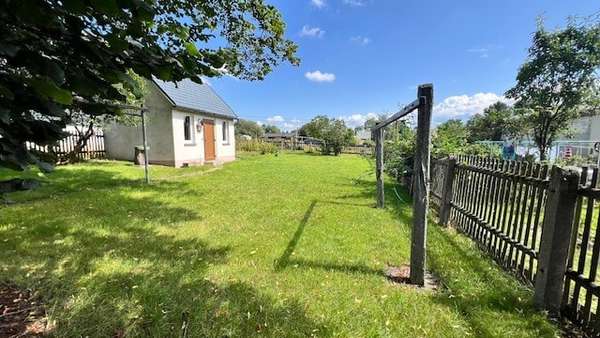 im Garten - Zweifamilienhaus in 09477 Jöhstadt mit 180m² kaufen