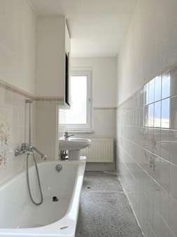 Bad - Etagenwohnung in 08280 Aue-Bad Schlema mit 49m² kaufen