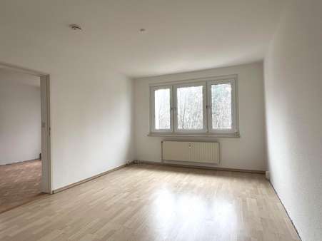 Wohnzimmer Wohnzimmer - Dachgeschosswohnung in 08280 Aue-Bad Schlema mit 109m² kaufen
