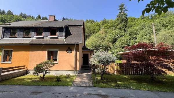 Doppelhaushälfte in 09439 Amtsberg mit 83m² kaufen
