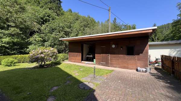 Holznebengebäude im Garten Holznebengebäude im Garten - Doppelhaushälfte in 09439 Amtsberg mit 83m² kaufen