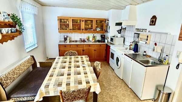 Küche mit Essplatz Küche mit Essplatz - Stadthaus in 09419 Thum mit 79m² kaufen
