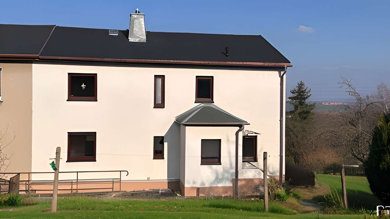 Doppelhaushälfte in 09394 Hohndorf mit 118m² kaufen