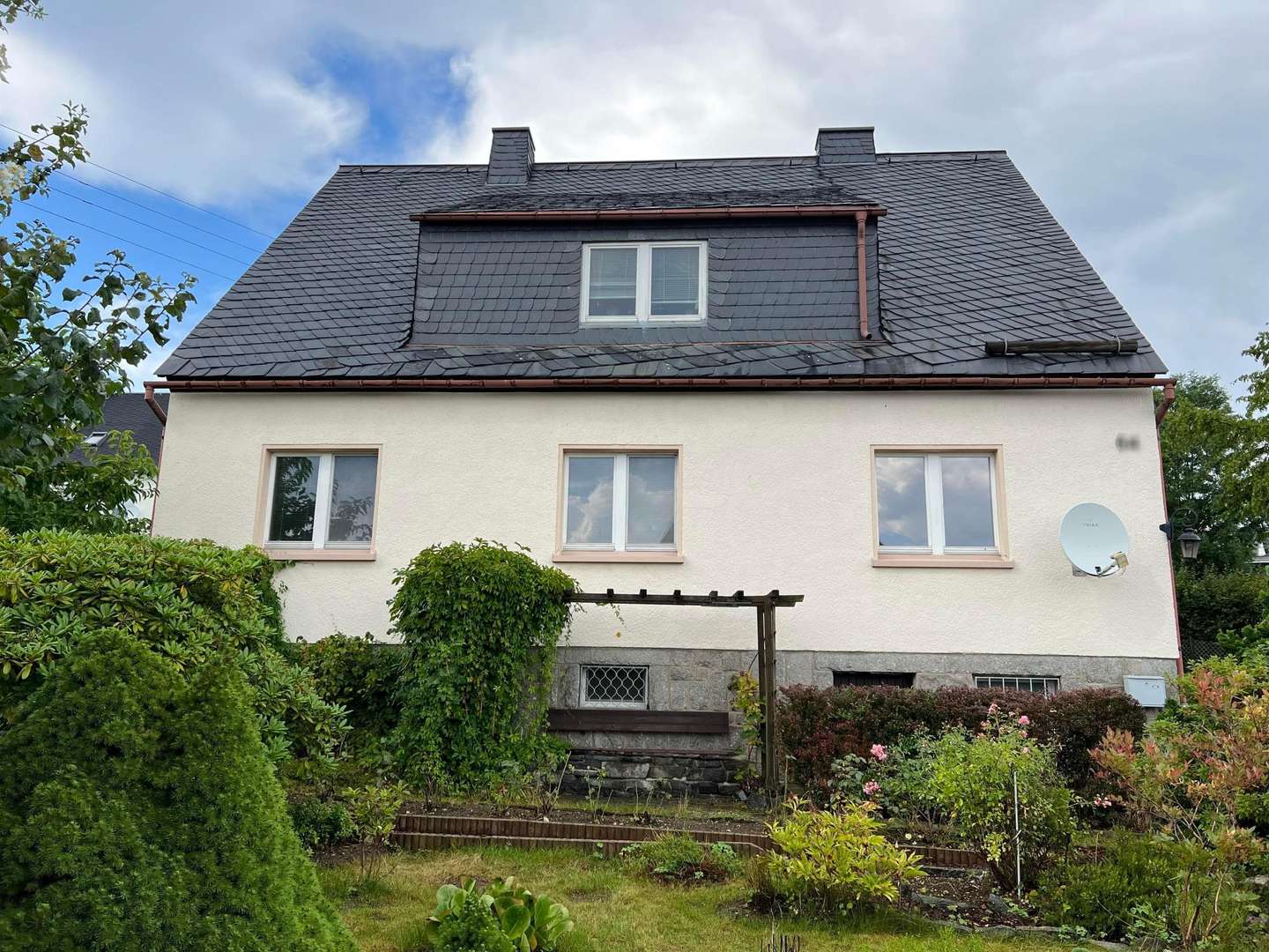 Ansicht Süd - Zweifamilienhaus in 08315 Lauter-Bernsbach mit 145m² kaufen