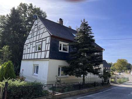 Zweifamilienhaus in 09385 Lugau mit 177m² kaufen