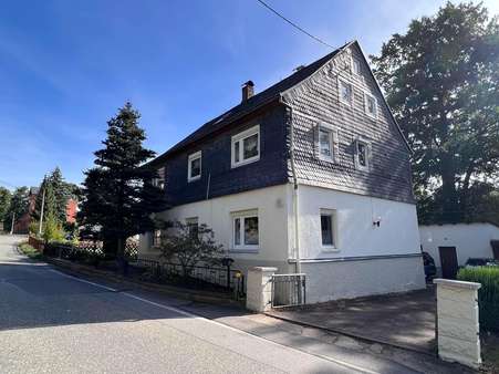Zweifamilienhaus in 09385 Lugau mit 177m² kaufen