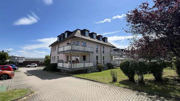 Hausansicht Nord, West - Mehrfamilienhaus in 08289 Schneeberg mit 300m² kaufen