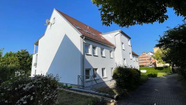 Außenansicht 3 - Dachgeschosswohnung in 08451 Crimmitschau mit 72m² kaufen