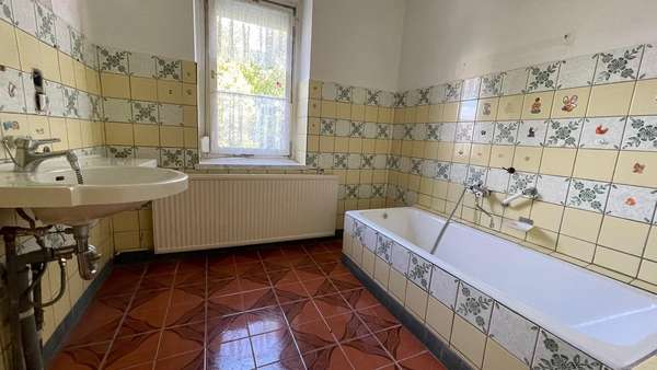 Bad - Bungalow in 08459 Neukirchen mit 95m² kaufen