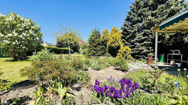 großer Gartenbereich - Villa in 08058 Zwickau mit 164m² kaufen