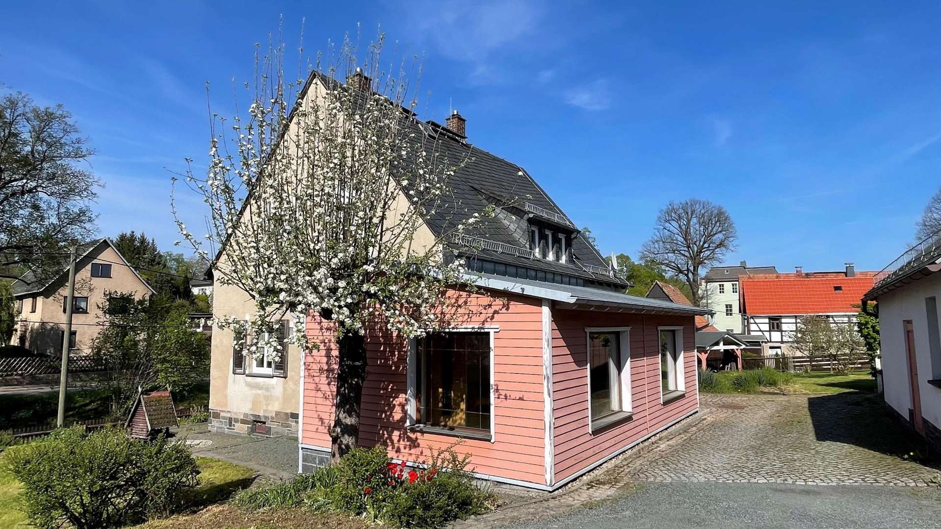 Giebelansicht - Einfamilienhaus in 08412 Werdau mit 160m² kaufen