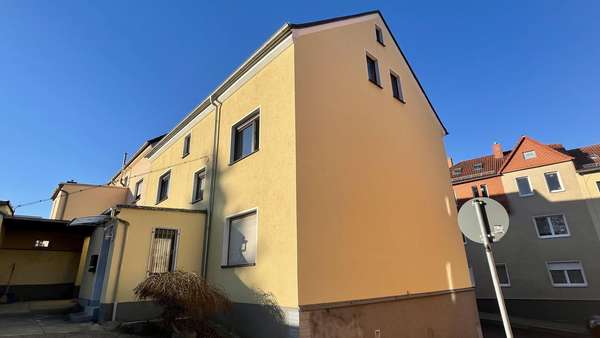 Seitenansicht Objekt - Mehrfamilienhaus in 08064 Zwickau mit 220m² kaufen