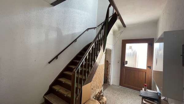 EG  Eingangsbereich - Zweifamilienhaus in 08451 Crimmitschau mit 115m² kaufen