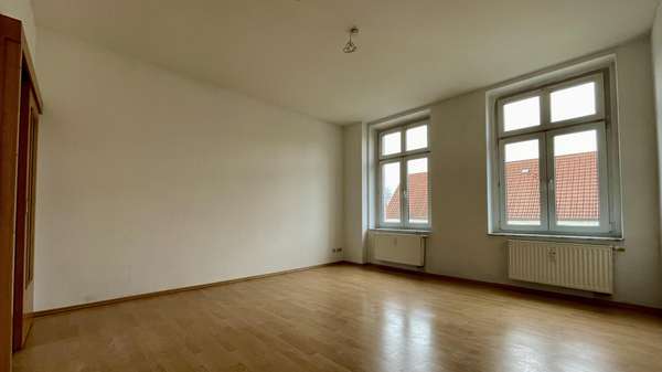 Wohnzimmer - Etagenwohnung in 08056 Zwickau mit 60m² kaufen