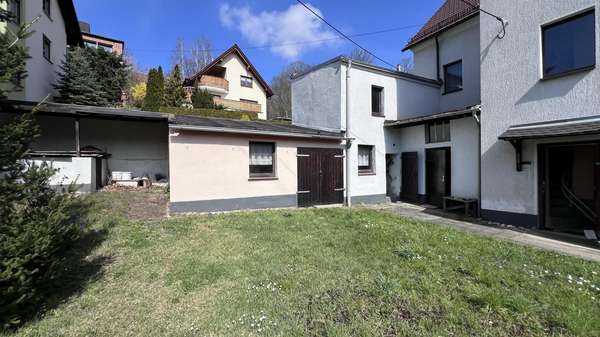 Nebengebäude - Zweifamilienhaus in 08112 Wilkau-Haßlau mit 209m² kaufen