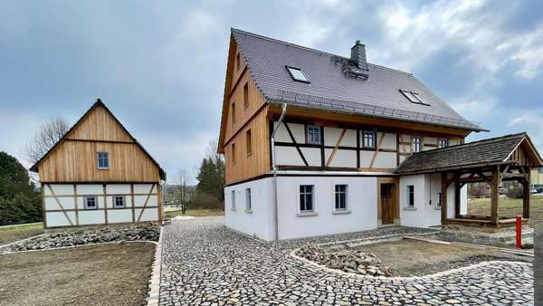 Süd-West-Ansicht - Landhaus in 08428 Langenbernsdorf mit 196m² mieten
