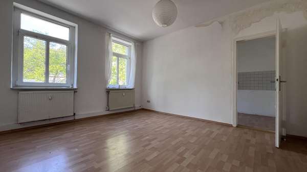 1. OG: Wohnzimmer - Mehrfamilienhaus in 09350 Lichtenstein mit 341m² kaufen