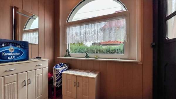 EG: Hauseingang - Doppelhaushälfte in 08451 Crimmitschau mit 86m² kaufen