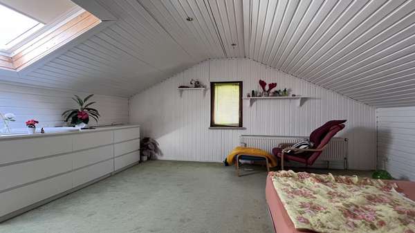 DG: Kinderzimmer DG: Kinderzimmer - Bauernhaus in 08147 Crinitzberg mit 254m² kaufen