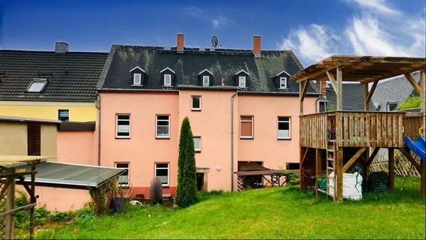 Gebäudeansicht Südseite - Zweifamilienhaus in 08118 Hartenstein mit 267m² kaufen