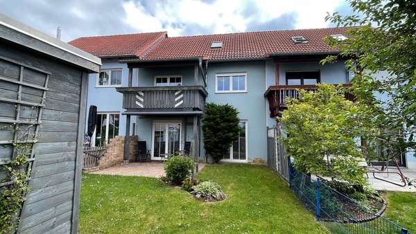Ansicht Süd West 2 - Reihenmittelhaus in 08459 Neukirchen mit 98m² kaufen