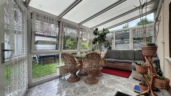 EG: Wintergarten EG: Wintergarten - Einfamilienhaus in 08115 Lichtentanne mit 128m² kaufen