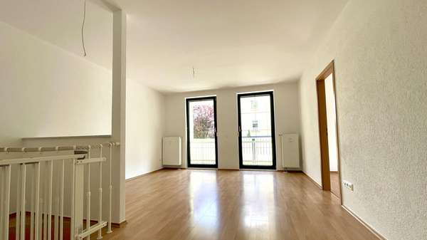 Wohnzimmer - Erdgeschosswohnung in 08062 Zwickau mit 78m² kaufen