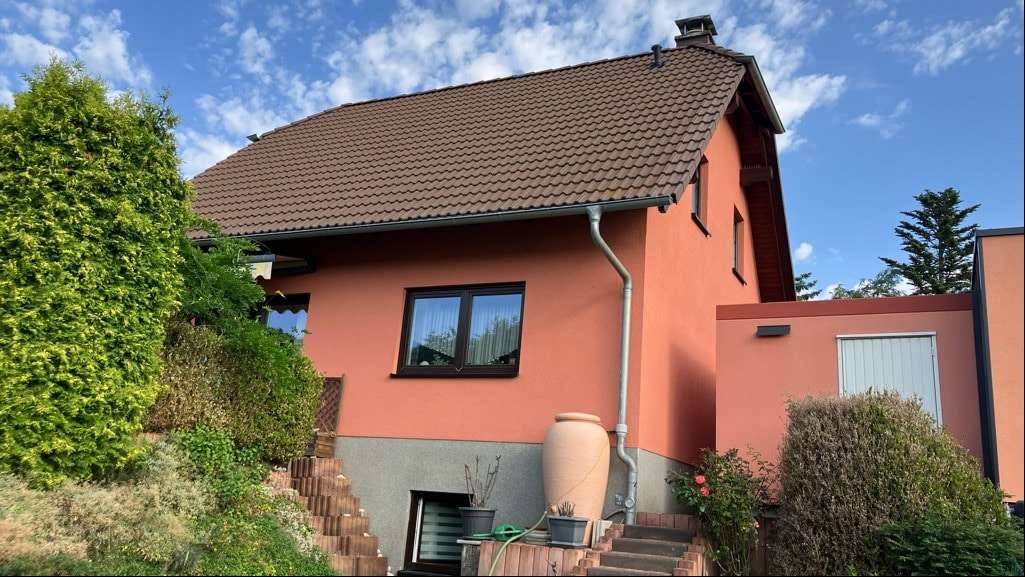 Gebäudeansicht Garten Gebäudeansicht Garten - Einfamilienhaus in 08064 Zwickau mit 110m² kaufen