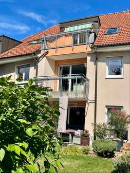 Außenansicht Balkonseite Außenansicht Balkonseite - Dachgeschosswohnung in 08060 Zwickau mit 53m² kaufen