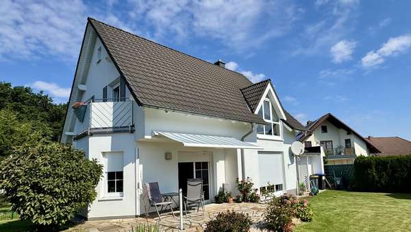 Rückansicht Rückansicht - Einfamilienhaus in 08060 Zwickau mit 110m² kaufen